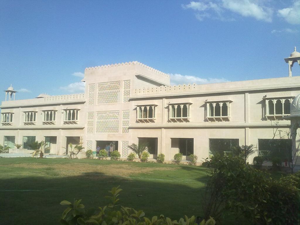 Bhanwar Singh Palace Hokaran Bagian luar foto