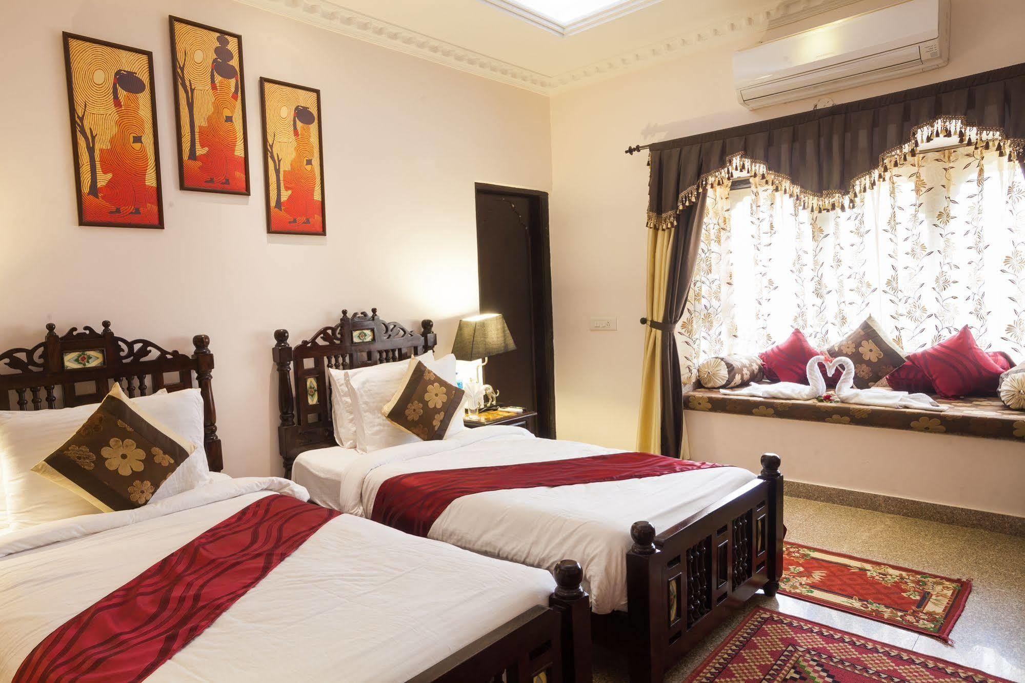 Bhanwar Singh Palace Hokaran Bagian luar foto